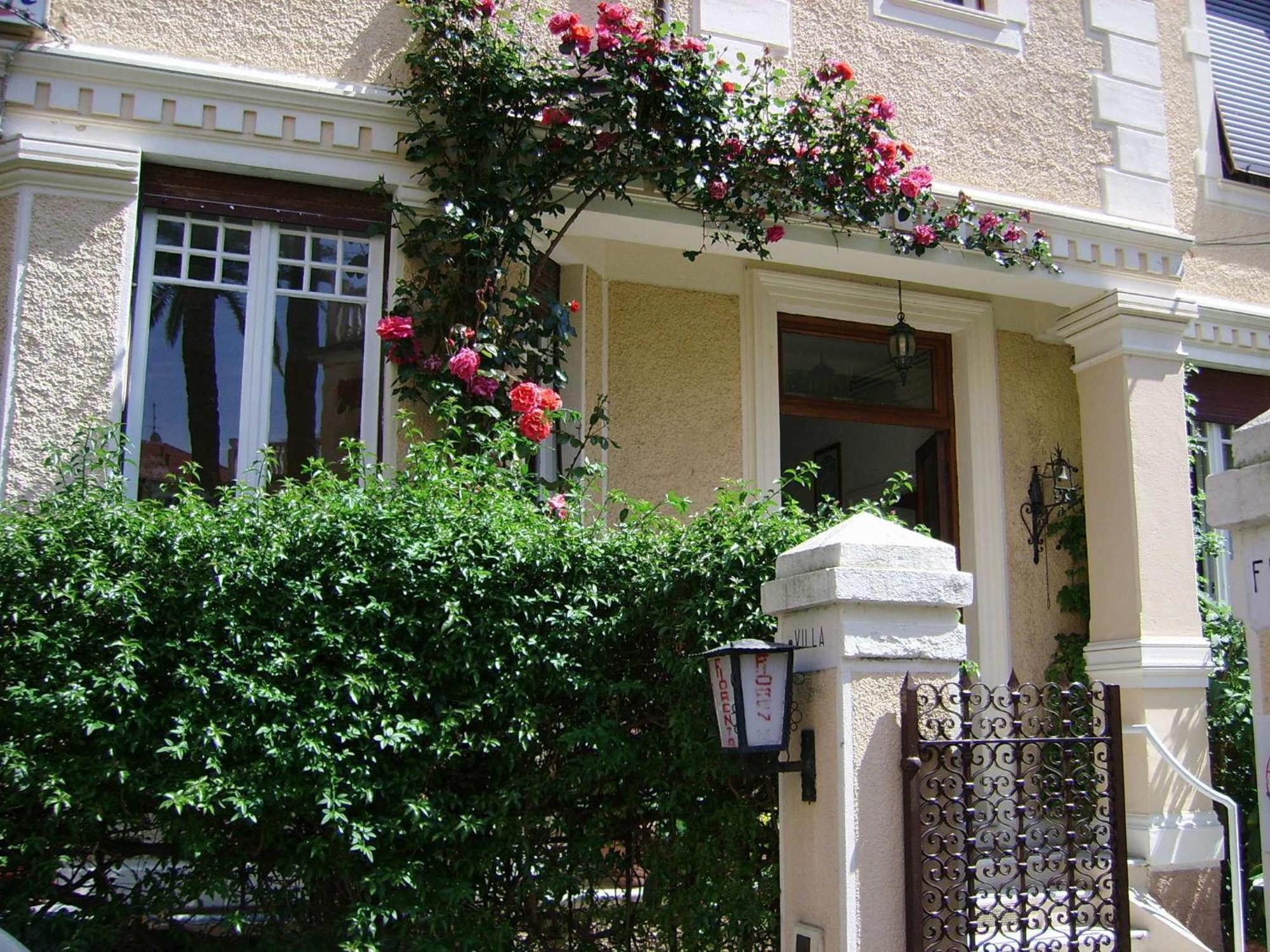 Hotel Fiorenza & Banksia Meuble Alassio Bagian luar foto